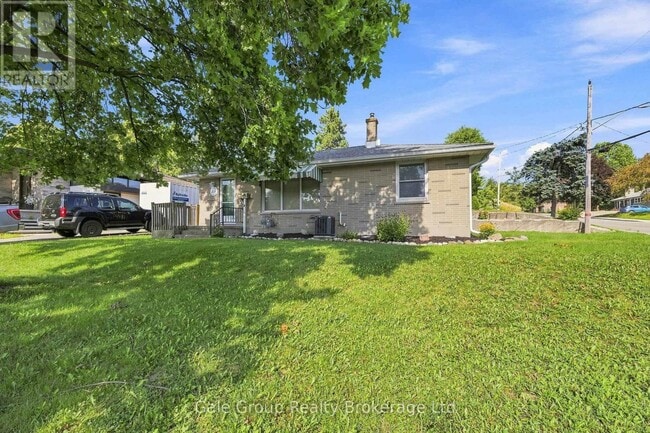 Building Photo - 514 Highland Dr