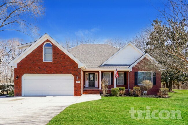 Building Photo - 1943 Turfland Dr
