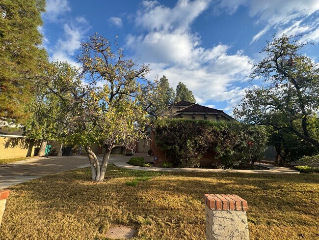 Foto del edificio - 3 BEDROOM WITH POOL IN MESA NEAR 202