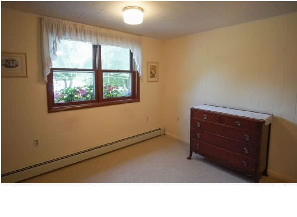 Bed Room - 300 S Side Dr