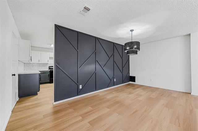 Foto del edificio - 4044 St Christopher Ln