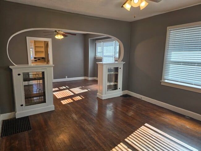 Foto del edificio - 709 N Drexel Ave