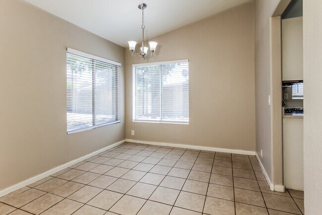 Foto del edificio - 6157 N 87th Ln