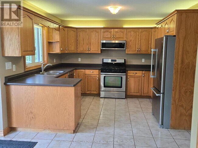 Photo du bâtiment - 14927 Morris Rd