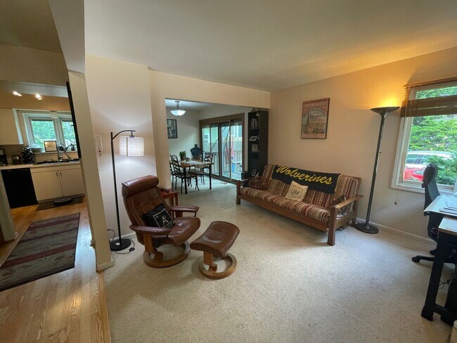 Foto del edificio - 2 Bedroom 2.5 Bathroom Condo close to Down...