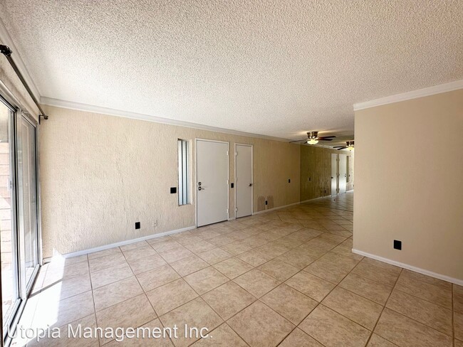 Building Photo - 3 br, 1 bath House - 1480 Sunflower Circle...