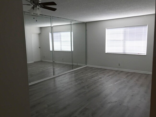 Building Photo - 4364 NW 9th Ave