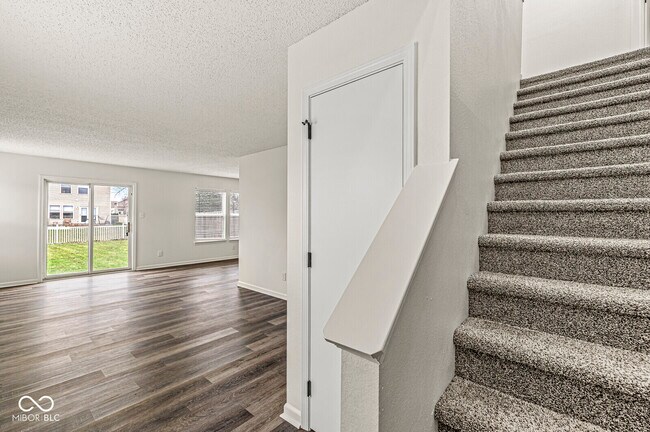 Building Photo - 1316 Freemont Ln