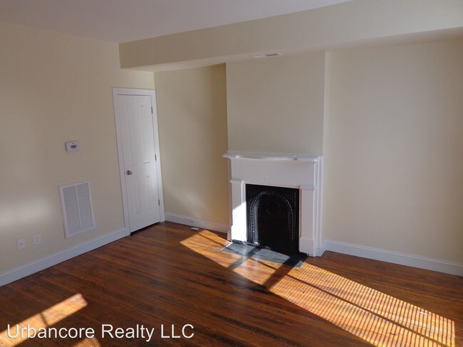 Building Photo - 2 br, 1.5 bath House - 704 N 23rd St