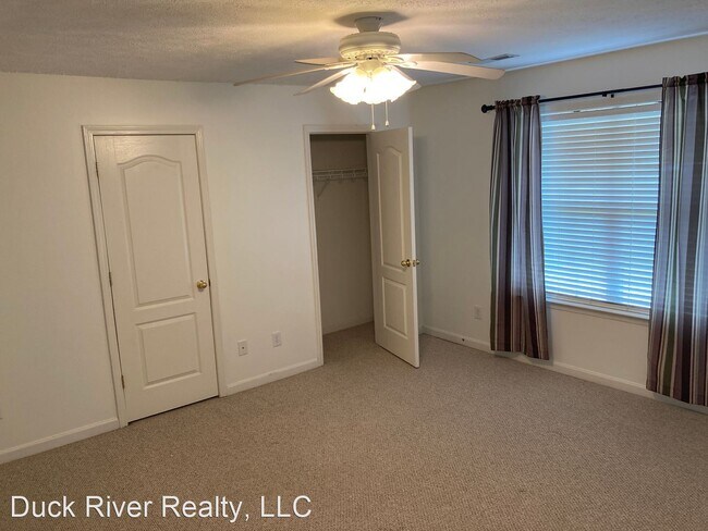 Building Photo - 3 br, 2 bath House - 1621 Joel Dr