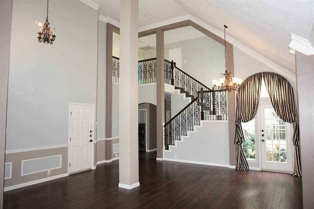 Primary Photo - 1226 Campton Ct