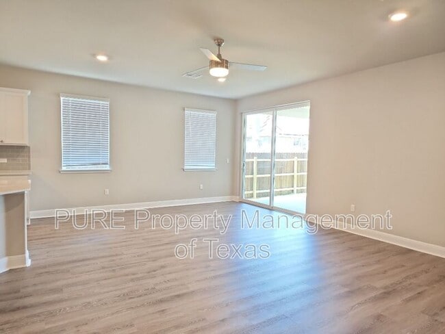 Building Photo - 16412 Coratina Dr