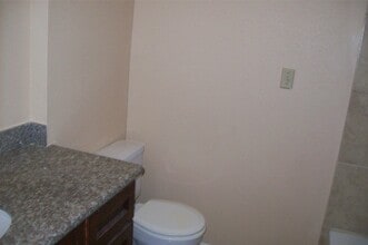 Building Photo - 10526 Crescent Moon Dr