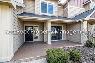 Building Photo - 1610 N Holl Blvd