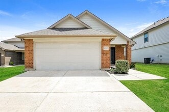 Building Photo - 8213 Tree Ln
