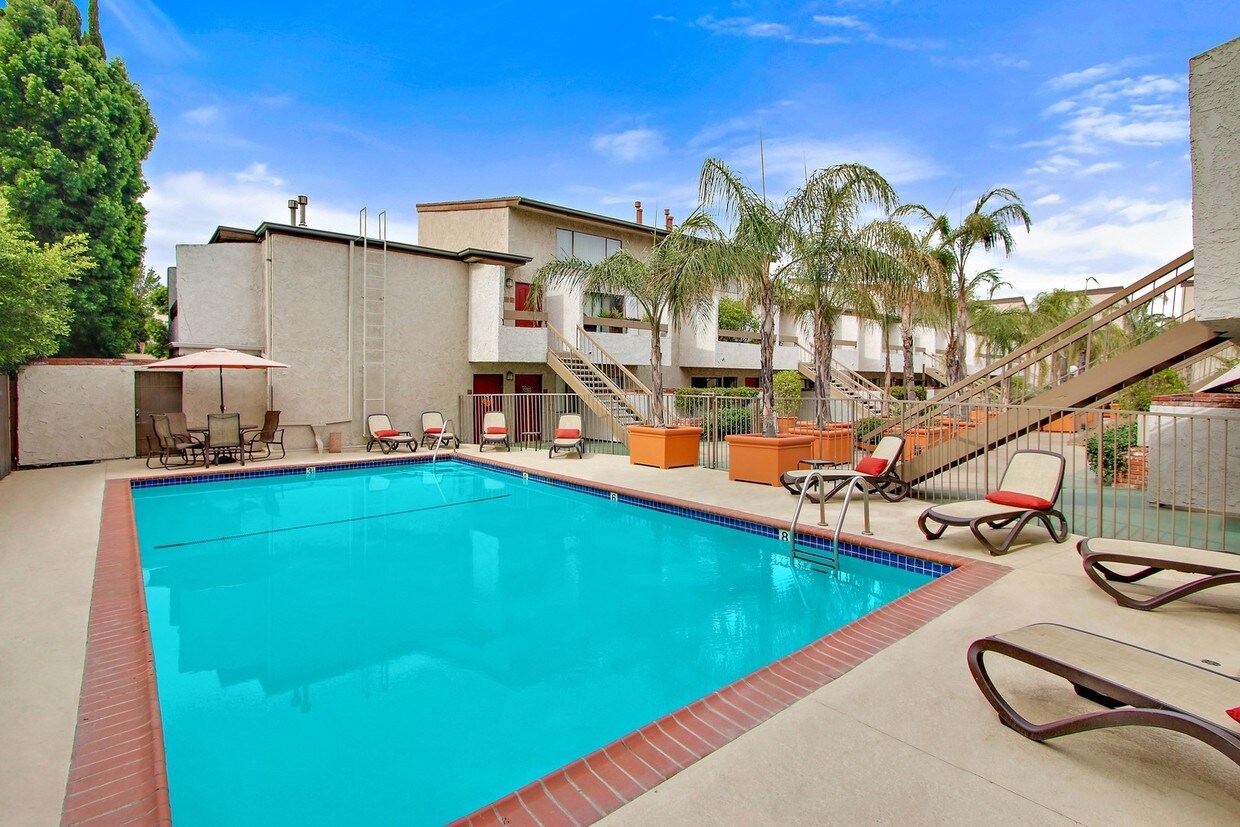 14248 Dickens St Unit 117, Sherman Oaks, CA 91423 Apartment for Rent
