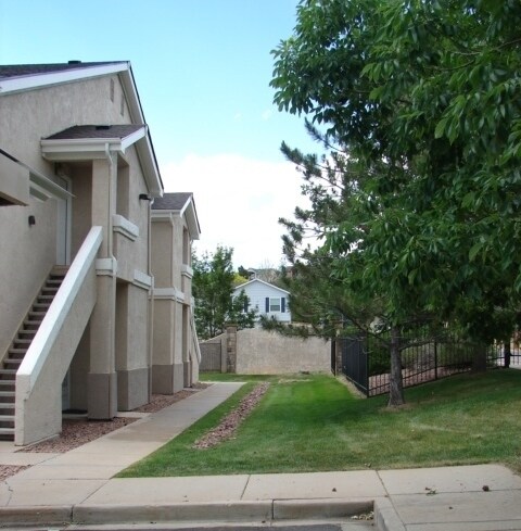 Photo - 3610 Strawberry Field Grove Apartment