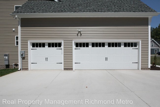 Building Photo - 4 br, 2.5 bath House - 16313 Longlands Road