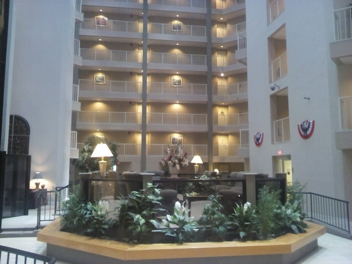 11550 Southfork Ave, Baton Rouge, LA 70816 Condo for Rent in Baton