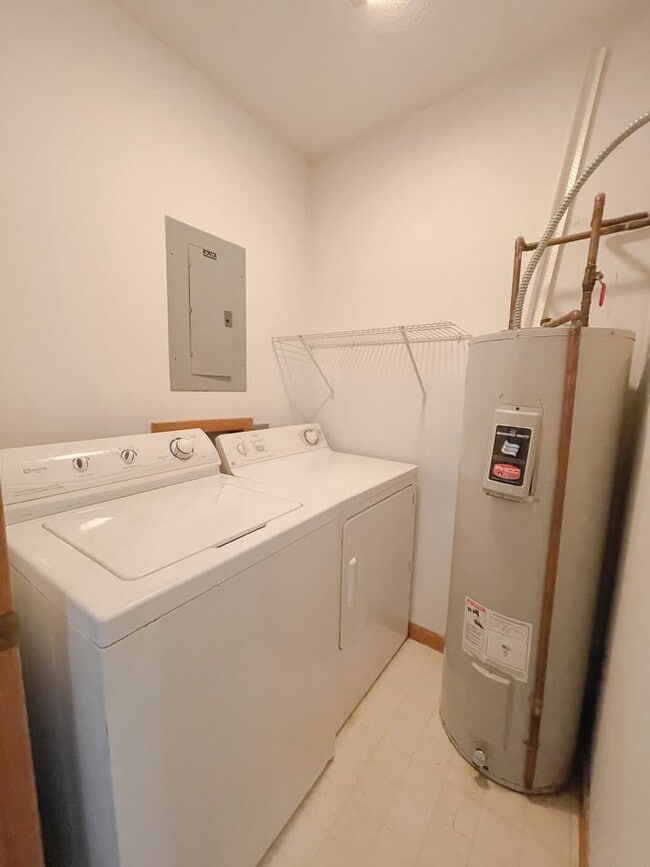 Foto del edificio - 110 2nd St SE