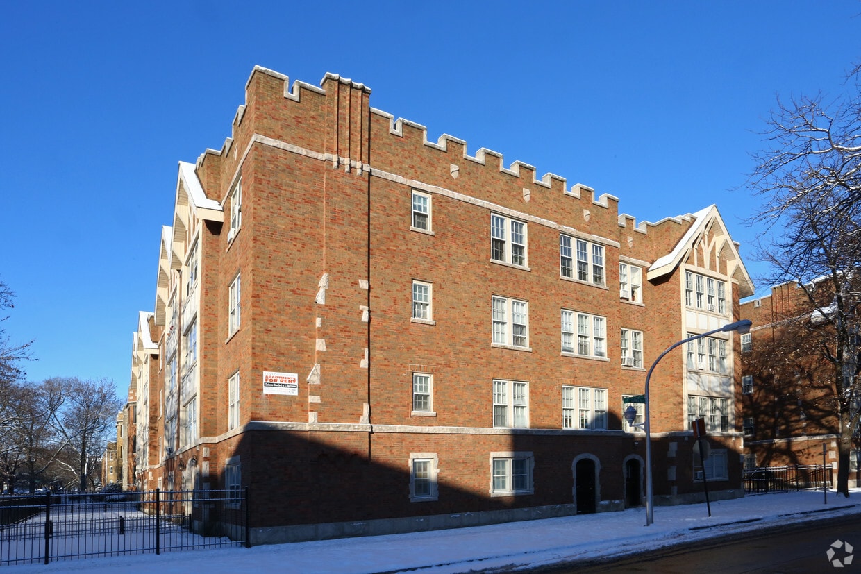2000-2006 W Fargo Ave - Rogers Park Apartments