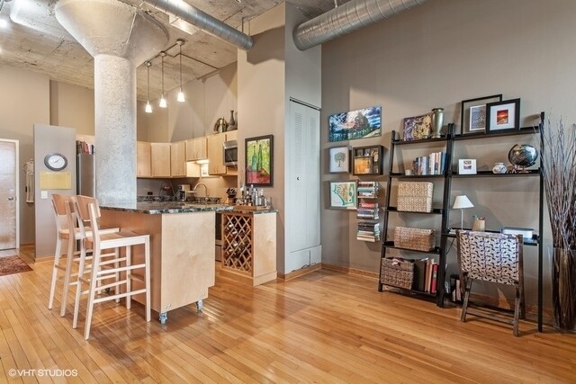 Foto del edificio - 1800 W Roscoe St