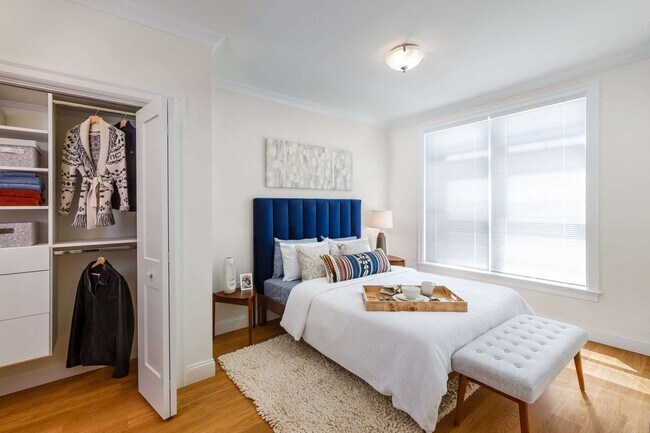 Foto del edificio - Spacious 1-bed with Laundry in Unit in Green, Scenic Area