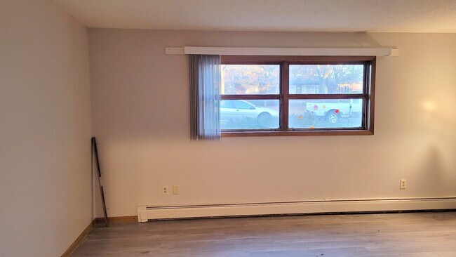 Living room - 1451 6th Ave SE