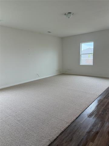 Foto del edificio - 304 Sabine River Rd