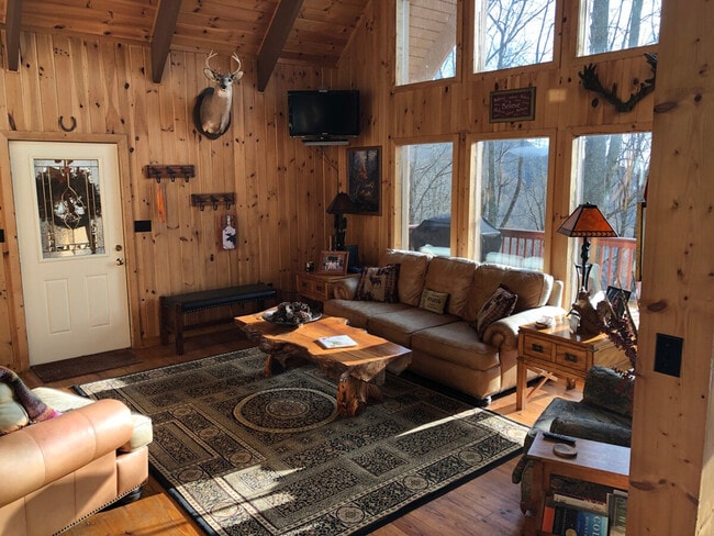 Foto del edificio - 344 Buckeye Rd