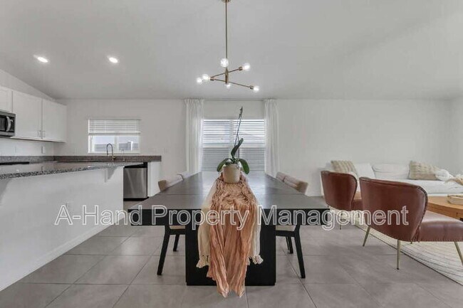 Photo - 3800 Whitetail Ct House