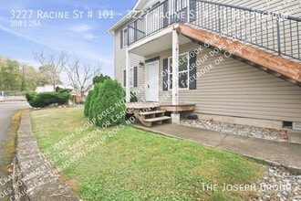 Building Photo - 3227 Racine St