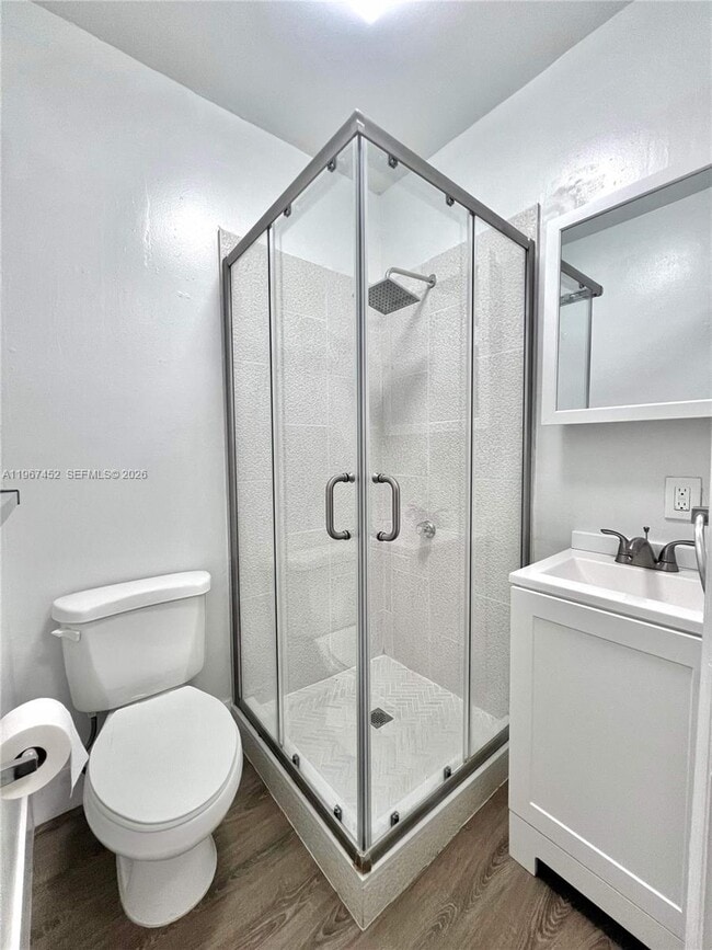 Foto del edificio - 611 W 50th Pl