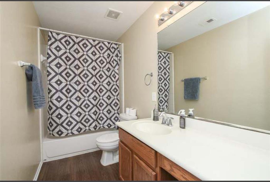 Primary Photo - 1506 Lochstone Dr