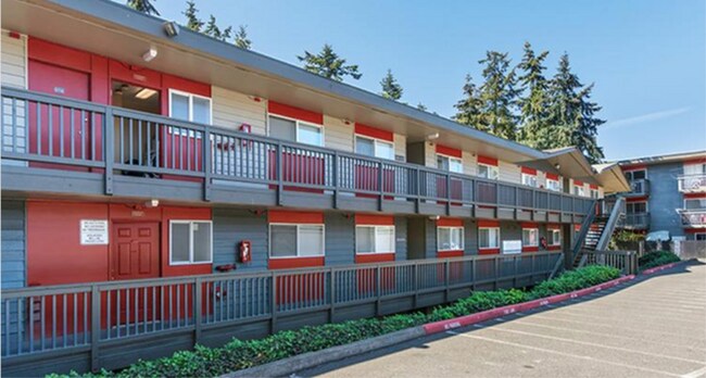 Foto del edificio - 3115 S 192nd St