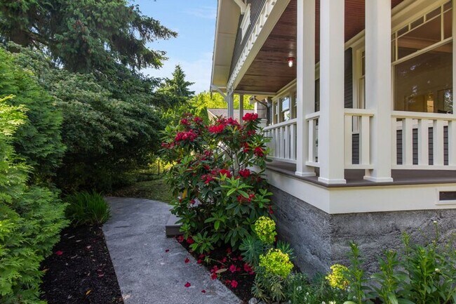 Foto del edificio - Beacon Hill Home