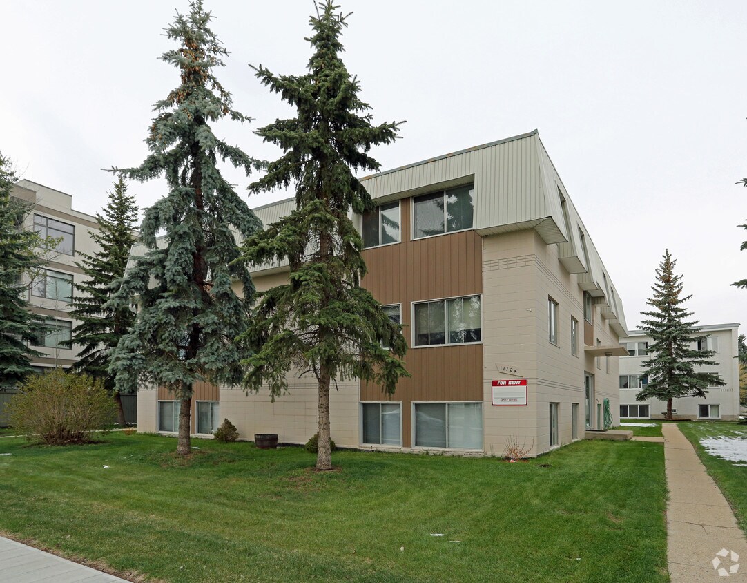 Primary Photo - Lavonia Manor