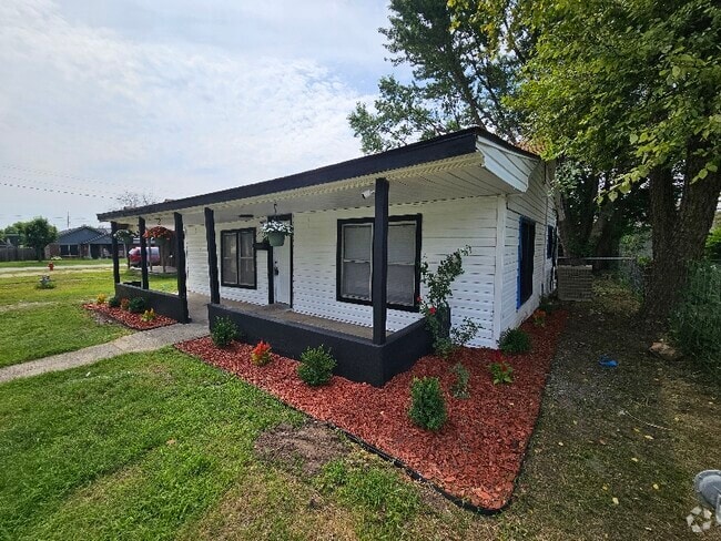 Building Photo - 518 E Jefferson Ave