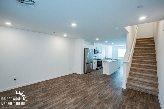 Building Photo - Modern 3Bdm 2Ba Townhome with Community Pool in Southwest Las Vegas.