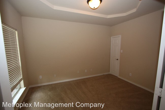 Building Photo - 11609 Pheasant Creek Dr