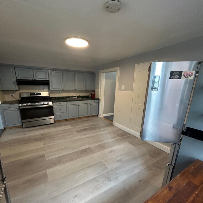 Foto del edificio - 4137 Boyd Ave