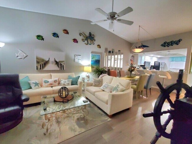Foto del edificio - 245 Coldeway Dr