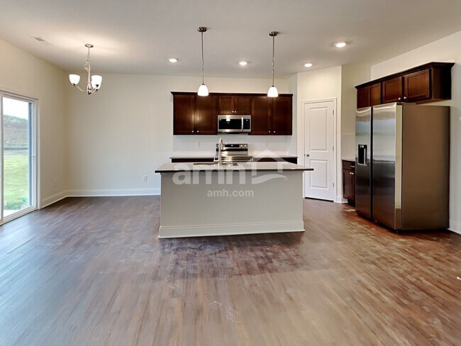 Foto del edificio - 8100 Rapala Ln