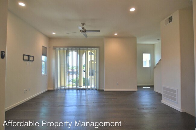 Building Photo - 3 br, 3.5 bath House - 5862 Riley Way