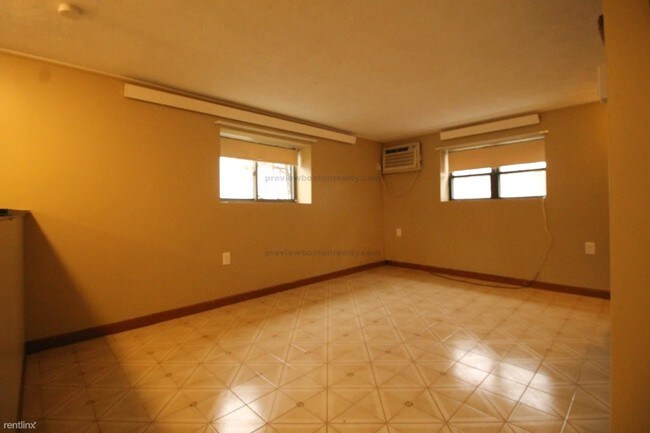 Foto del edificio - 2 br, 1.5 bath  - 344 Market St # GNC11