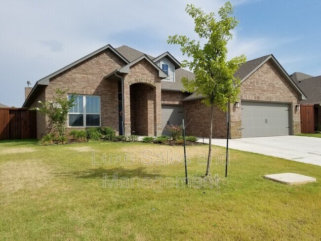 Building Photo - 1433 Kelley Pointe Pkwy