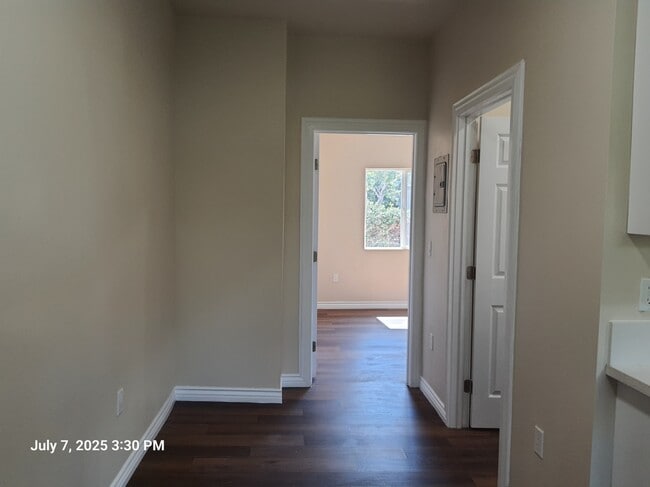 Foto del edificio - 1221 W 152nd St