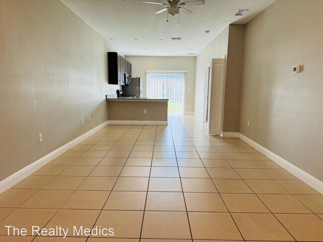 Building Photo - 3 br, 2 bath House - 765 Platypus Ct