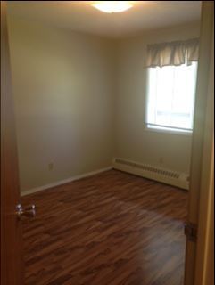 Photo du bâtiment - 1 Bed 1 Bath Unit in Olds, AB