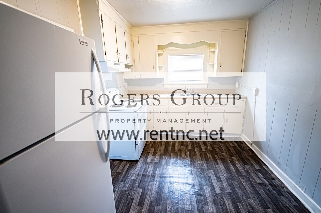 Primary Photo - Homes for rent in Henderson NC - 512 Mason...